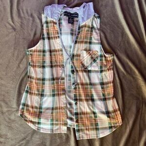 4 for 16$ Plaid button up shirt vest
